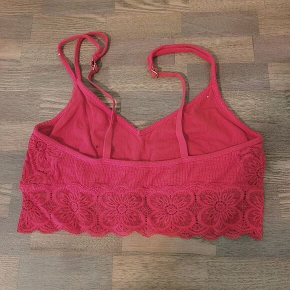 Aerie Red Lace Bralette Size Medium - Picture 2 of 2